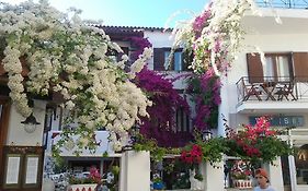 Mouria Hotel